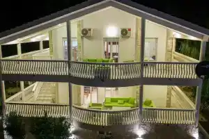 Nice Home in Herceg Novi With Outdoor Swimming Pool, Sauna and 4 Bedrooms, Херцег-Нови