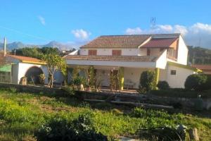 Villa Anita, Кампофеличе-ди-Рокчелла
