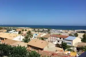 Valencia Flat Rental - Malvarrosa Beach Cavite