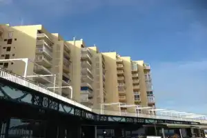 4 Bedrooms Seaview Apartment, Торревьеха