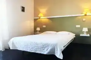 Malvarrosa Beach Rooms