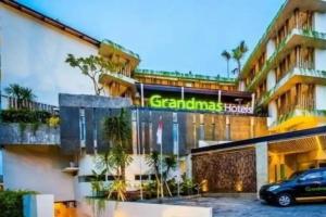 Grandmas Plus Hotel Airport, Кута