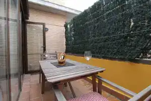 Apartamentos Adelfas, Мадрид