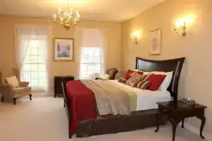 The White House Boutique Bed & Breakfast, Ниагара-он-те-Лейк