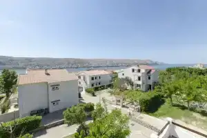 Apartments Golija, Паг