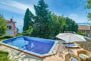 Villa Maria, Мошеничка Драга