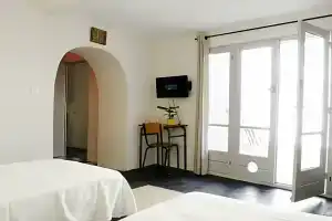 Arles Suite Home, Арль