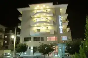 Paralimnio Suites, Кастория