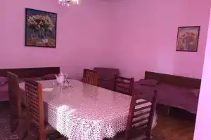 Oazis Grant, Ташкент