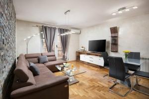 Apartments Casablanca & Vivaldi, Пула