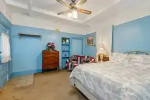 Log Cabin Inn, Юрика-Спрингс