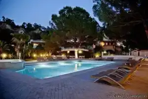 Praia Art Resort, Изола-ди-Капо-Риццуто