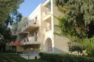 Marita's Apartments, Агиа Марина