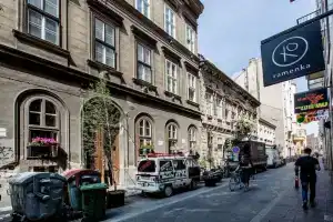 Kazinczy 10 Apartment, Будапешт