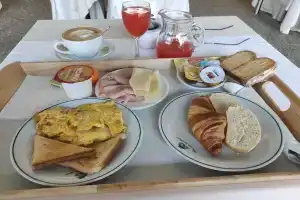Hotel Del Parco, Кастеллетто-сопра-Тичино