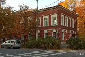 Гостевой дом на Ленинградской 1, Кронштадт