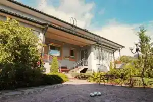 Apartment Hotel Kuukkarin Kortteeri, Пори