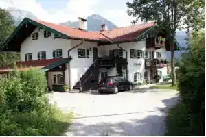 Апартаменты «Alpenhof Punzenlehen», Шенау-ам-Кёнигзее