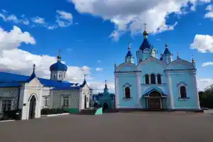 Паломнический центр «Коренная», Свобода
