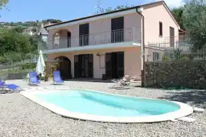 Villa Loremar, Ашеа