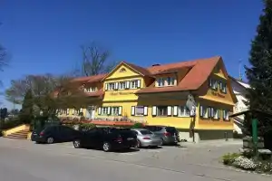 Hotel zum lieben Augustin am See, Вассербург