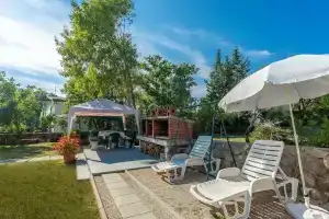 Stunning Home in Pinezici With Wifi and 3 Bedrooms, Pinezići
