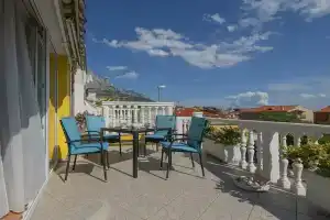 Apartment for 4 Persons With sea View in Baska Voda, Башка Вода