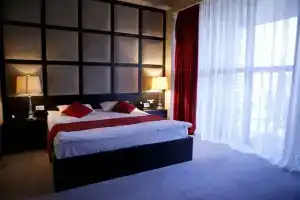 Hotel «Tora Palace», Ереван