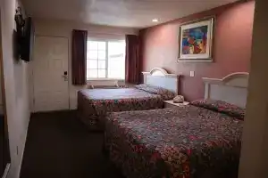 Capri Motel, Санта-Крус