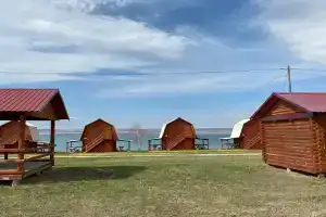 База отдыха Лазурный берег, Озеро Шира