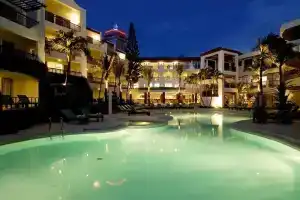 Novotel Phuket Karon Beach Resort And Spa - Sha Extra Plus, Карон