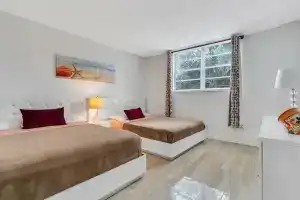 Sunny Isles Beach 3 Bedroom Condo Apartments, Санни-Айлс-Бич