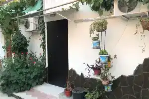 Гостевой дом на Хромых, Алушта