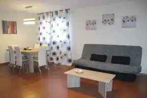 Vitivola L'Areny 22, Канильо