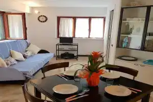 Charming Flat, Монтероссо-аль-Маре