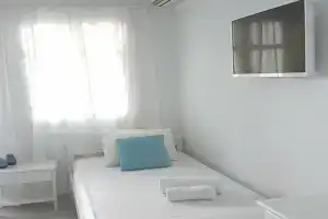 Ippokampos Town Apartments, Наксос