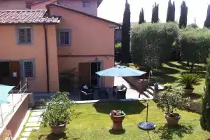 Villa Pozzi, Пьетрасанта