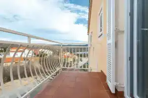 Amazing Home in Kornic With Wifi and 2 Bedrooms, Kornić