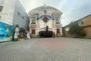 Гостиница «Pirate», Алматы