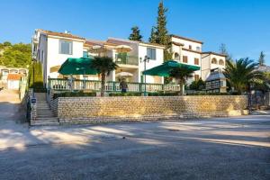 Guest House Golden Shell 4, Остров Муртер