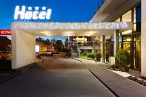 Hotel Jasek, Вроцлав