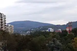 Домик с садом, Адлер