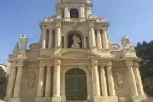 Casa Oriana, Донналуката