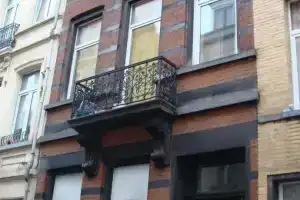 B&b M&m, Брюссель
