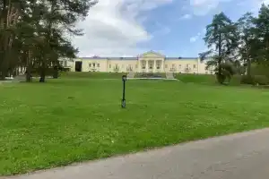 Гостиница «Бор», Судаково