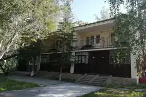 База отдыха «Эсфирь», Красный Камень
