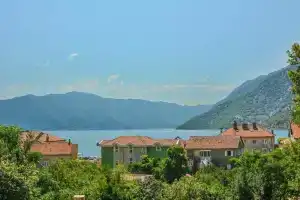 Apartments Risan, Рисан