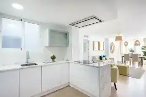 Fabulous 3bd Apartment in the Center of Marbella Near the Beach - Alonso de Bazan, Марбелья