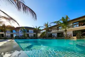 Sand Beach Boutique Hotel, Бведжуу