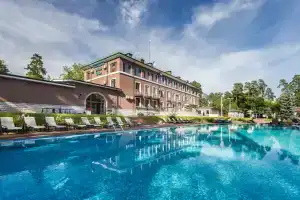 Президент отель